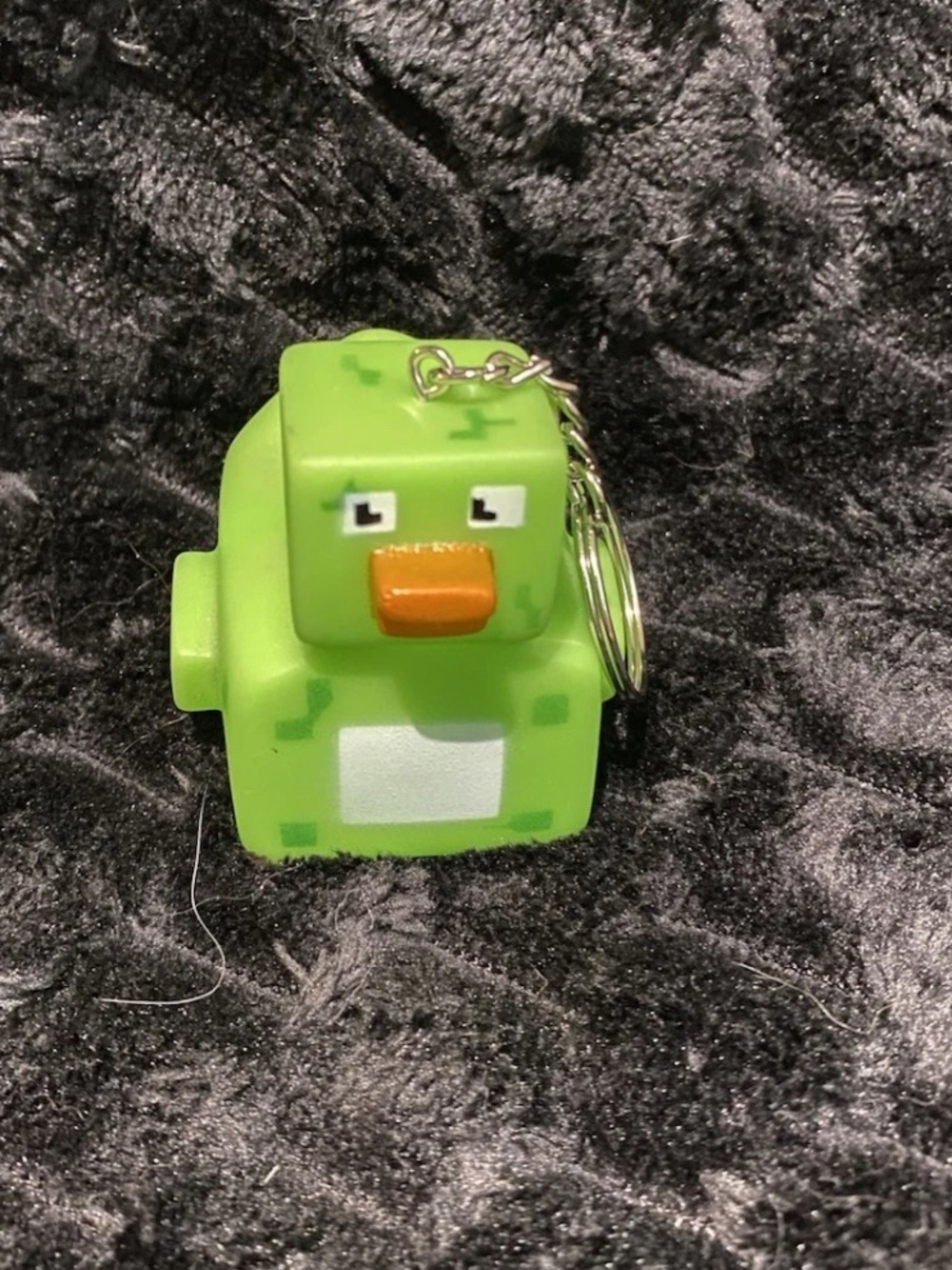 Green Pixel Duck Keychain - Cute Squared Character Accessory